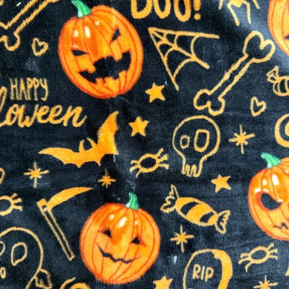 Halloween Plush Throw Blanket Black Trick Or Treat Jack O’Lantern Candy 50”x70”
